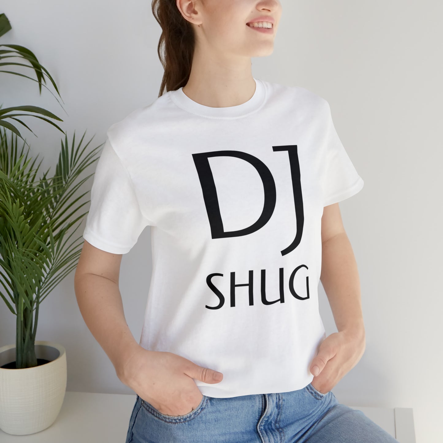 I am Dj Shug Unisex Jersey Short Sleeve Tee